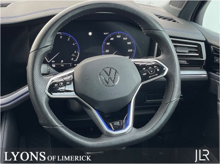 2024 Volkswagen Touareg 3.0 TSI PHEV 462HP R Line *SOLD* €78,950 thumbnail