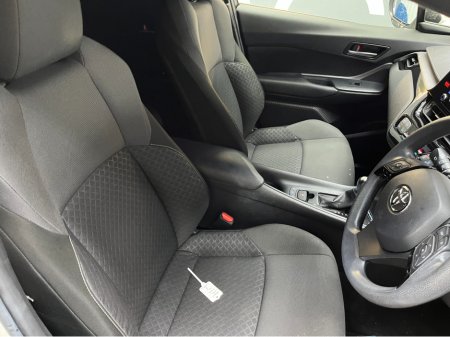 2021 Toyota C-HR - thumbnail 10