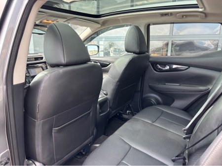 2016 Nissan Qashqai - thumbnail 19