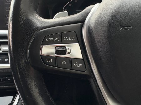 2021 BMW 3 Series 330e SE PRO AUTO / 20" UPGRADED ALLOYS / APPLE & ANDROID / ONE OWNER / BMW HISTORY / *FINANCE OPTIONS AVAILABLE* €26,949 thumbnail