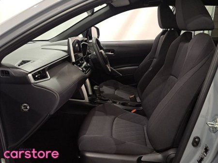 2023 Toyota Corolla Cross 1.8 Hybrid Sport Hatchback €33,880 thumbnail