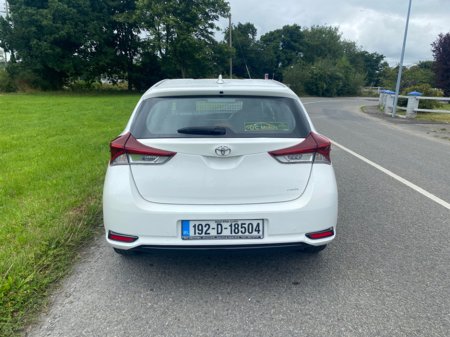 2019 Toyota Auris 1.4 D-4D TERRA 4DR Commerial (Including VAT) €11,950 thumbnail