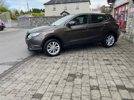 2014 Nissan Qashqai - thumbnail 4