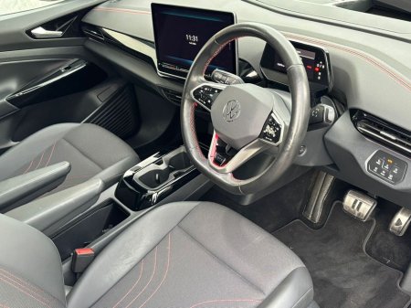 2025 Volkswagen ID.5 GTX thumbnail