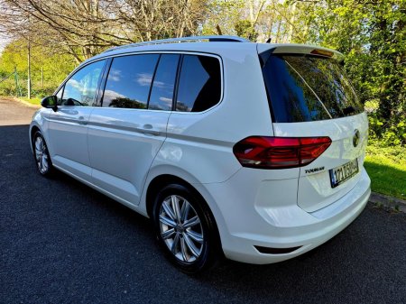 2017 Volkswagen Touran - photo 2