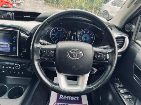 2019 Toyota Hilux - thumbnail 15