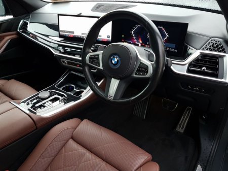 2023 BMW X5 xDrive50e M Sport €79,995 thumbnail