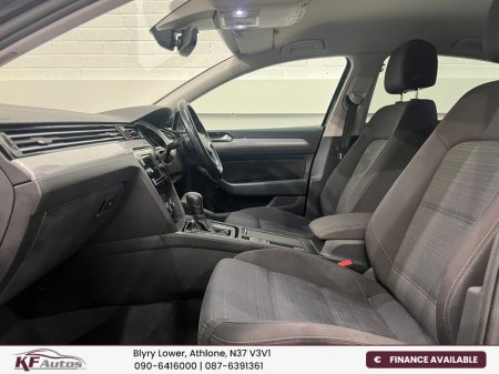 2020 Volkswagen Passat - thumbnail 11