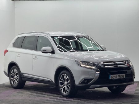 2017 Mitsubishi Outlander - thumbnail 1