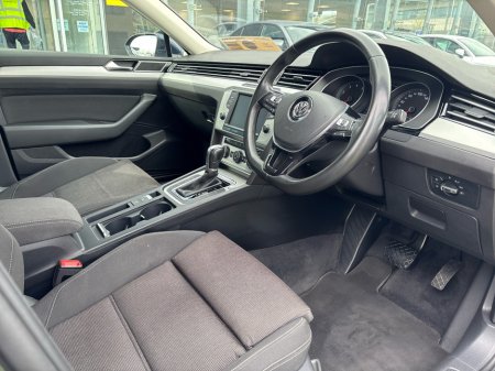 2015 Volkswagen Passat - thumbnail 6