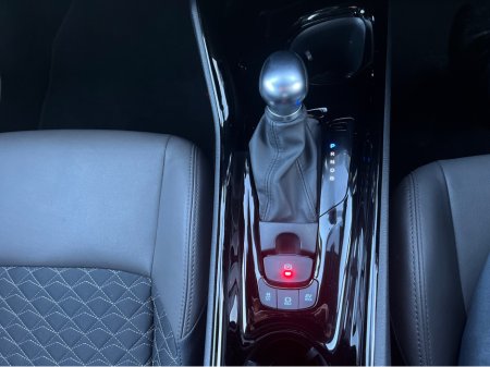 2021 Toyota C-HR - thumbnail 17