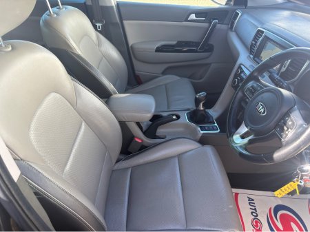 2017 Kia Sportage - thumbnail 14