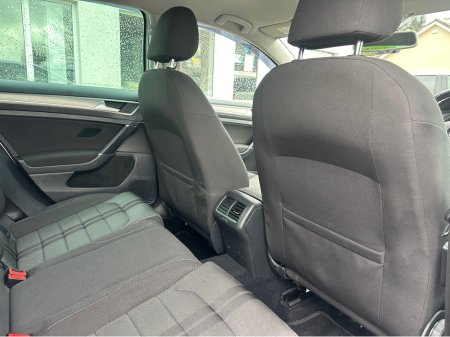 2016 Volkswagen Golf EDITION-R 1.6 TDI MANUAL 5SPEED 5DR 1 110HP thumbnail