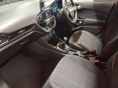 2017 Ford Fiesta - thumbnail 7