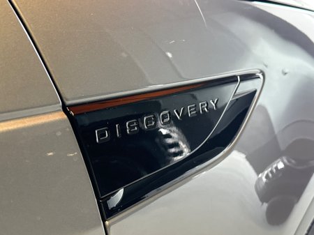 2021 Land Rover Discovery - thumbnail 19