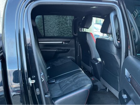 2023 Toyota Hilux GR SPORT AUTOMATIC 2.4 DIESEL //LOW MILES//HIGH SPEC//360 PARKING CAMERAS//KEYLESS ENTRY//ADAPTIVE CRUISE CONTROL// thumbnail