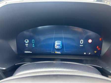 2025 Ford Kuga ST-LINE 5DR 2.5 PHEV 243 S6.2P €34,995 thumbnail