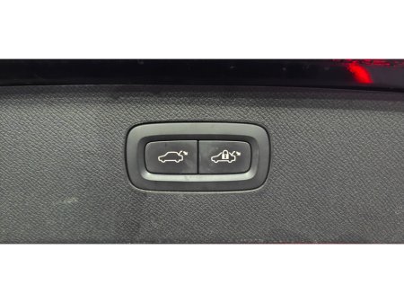 2015 Volvo XC90 2015 D5 AWD INSCRIPTION GT 5DR AUTO €22,950 thumbnail