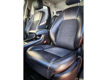 2017 Land Rover Discovery Sport 2.0 TD4 SE TEC TECH 180PS 7SEATS AUTO €14,950 thumbnail