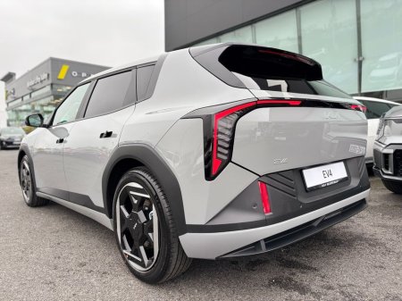 2026 Kia EV4 Earth 3 (594km Range) 0% Finance available €48,195