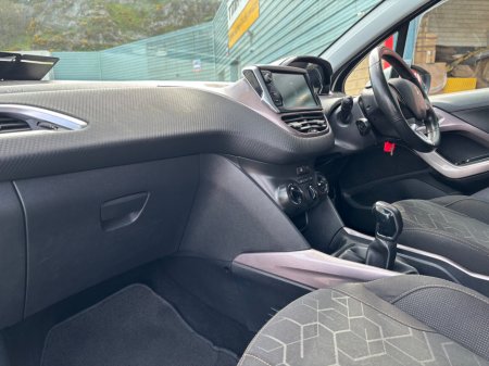 2014 Peugeot 2008 - thumbnail 11