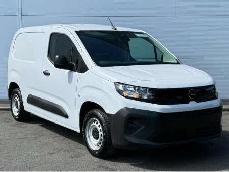 2025 Opel Combo Komfort | 1.5 | L1H1 | 100PS
