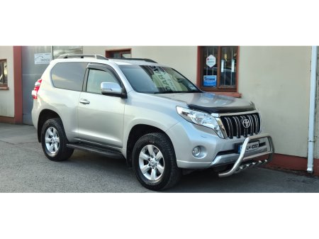 2015 Toyota Landcruiser - thumbnail 3