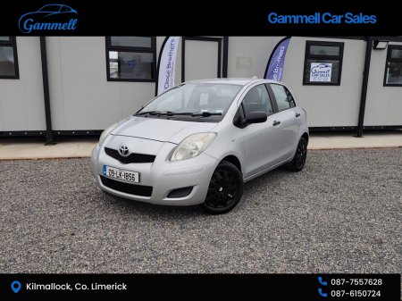 2009 Toyota Yaris - thumbnail 5