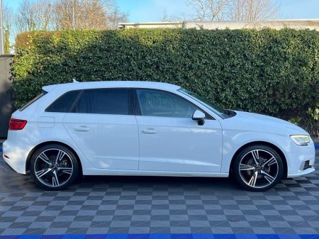 2017 Audi A3 SPORT 1.4 TFSI AUTO // DIAMOND CUT ALLOYS // LEATHER INTERIOR // APPLE CARPLAY/ANDROID AUTO €17,900 thumbnail