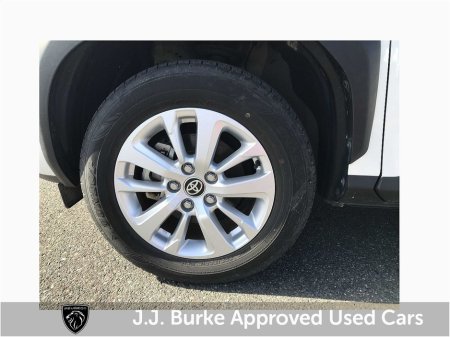 2024 Toyota Yaris - thumbnail 6