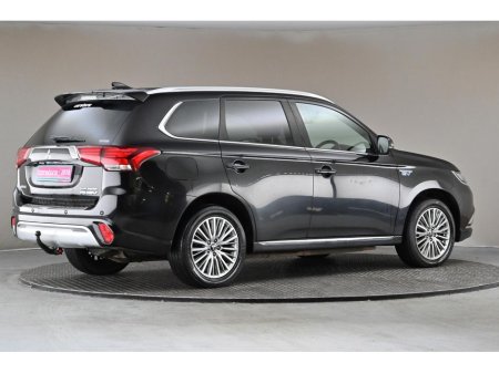 2018 Mitsubishi Outlander 2.4 4WD PHEV PLUG-IN 221BHP *FULL LEATHER*360 PARK CAM* €16,890 thumbnail