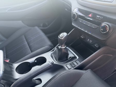 2017 Hyundai Tucson - thumbnail 13