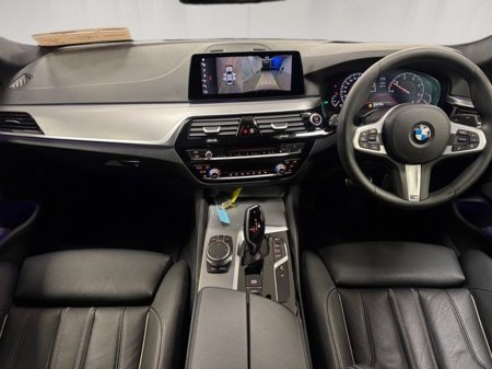 2020 BMW 5 Series - thumbnail 15