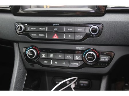 2019 Kia Niro - thumbnail 18