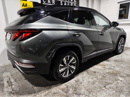 2022 Hyundai Tucson 1.6 PETROL 2TONE HEV AUTO AUTOMATIC €25,995 thumbnail
