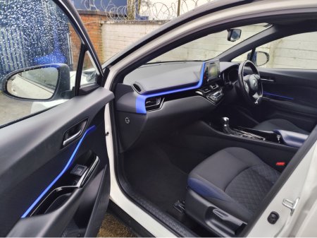 2020 Toyota C-HR 1.8 DYNAMIC HEV CVT AUTO SAT NAV-REV CAM 5DR SUV €17,750 thumbnail