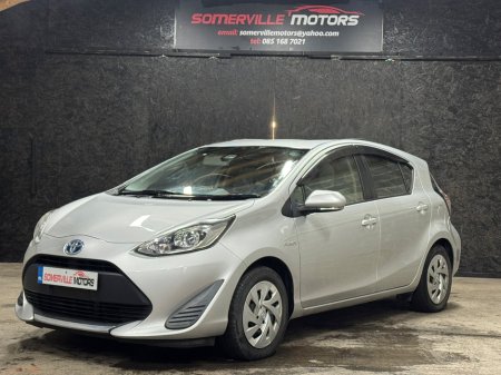 2019 Toyota Aqua - thumbnail 3