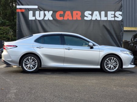2019 Toyota Camry 2.5 Camry Hybrid Platinum €22,950