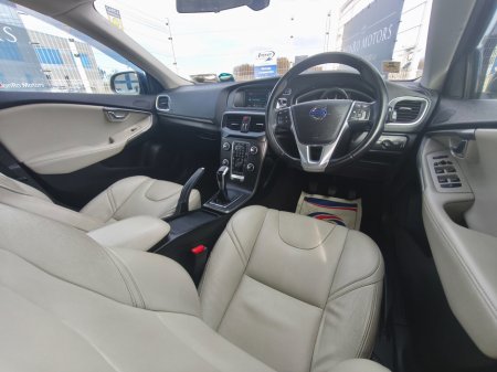 2016 Volvo V40 D2 (120hp) SE+Leather €7,999 thumbnail