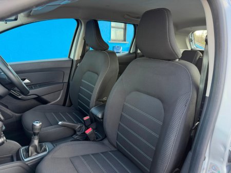 2022 Dacia Duster - thumbnail 8