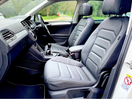 2019 Volkswagen Tiguan - thumbnail 20