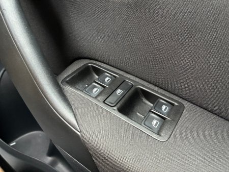 2014 Volkswagen Polo - thumbnail 15