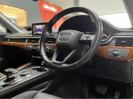 2018 Audi A4 2018 AUDI A4 TFSI 1.4 AUTOMATIC / CRUISE CONTROL / REVERSE CAMERA / HEATED SEATS / PADDLE SHIFTERS thumbnail