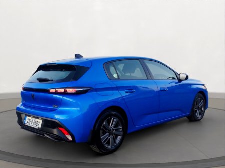 2023 Peugeot 308 - thumbnail 4