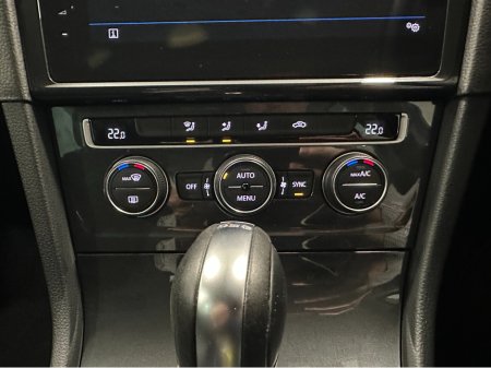 2019 Volkswagen Golf (192) GOLF 2.0TDI DSG 150 BHP COMFORTLINE LOW KMS VW/AUDI SPECIALISTS WWW.DENISDARCYCARS.IE €21,950 thumbnail