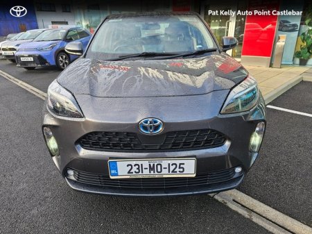 2023 Toyota Yaris Cross YARIS CROSS LUNA €27,900 thumbnail