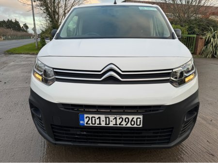 2020 Citroen Berlingo LX 1.5 BLUEHDI 75 650KG M 3 €13,995 thumbnail