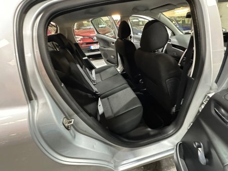 2008 Peugeot 207 1.4 75 bhp SX €2,888 thumbnail