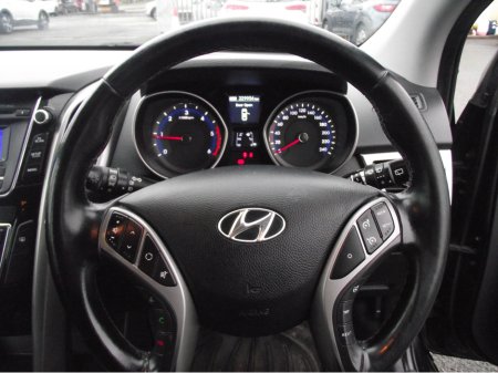 2013 Hyundai i30 1.6CRDI DELUXE 5DR €5,500 thumbnail