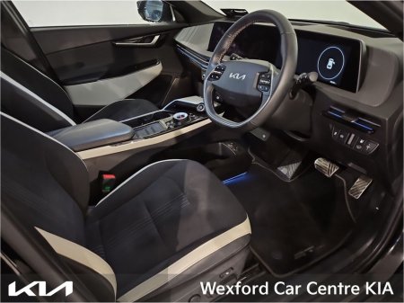 2023 Kia EV6 - thumbnail 2